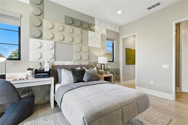 441 Narcissus, Irvine, CA 92602