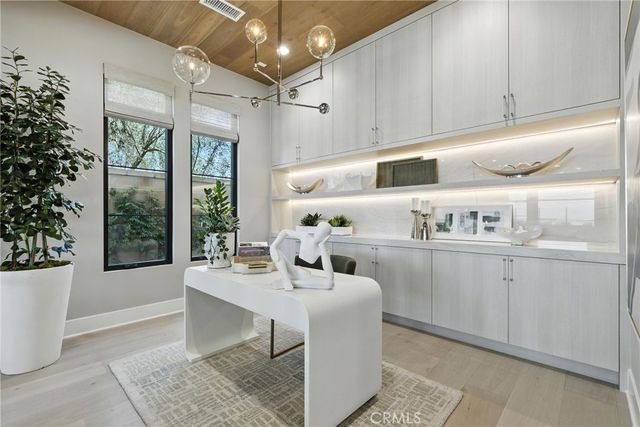 441 Narcissus, Irvine, CA 92602