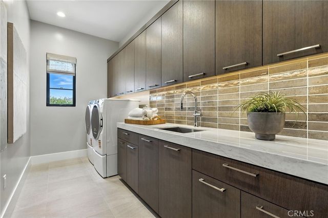 441 Narcissus, Irvine, CA 92602