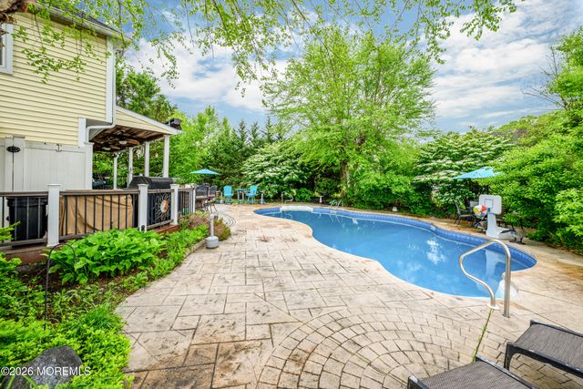 3 Heritage Drive, Howell, NJ 07731