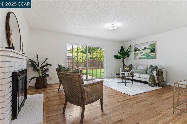 4081 Salem St, Concord, CA 94521