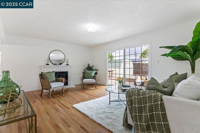 4081 Salem St, Concord, CA 94521