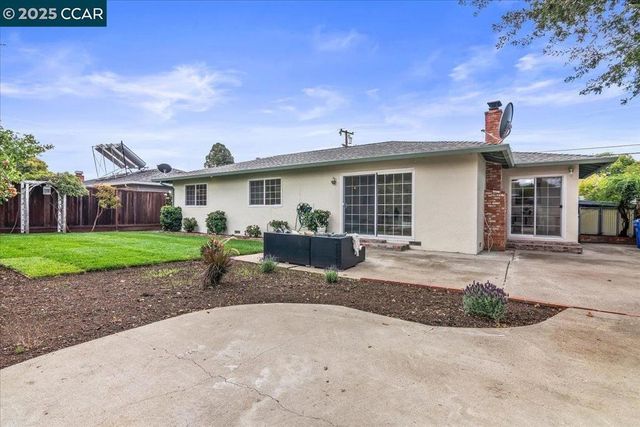 4081 Salem St, Concord, CA 94521