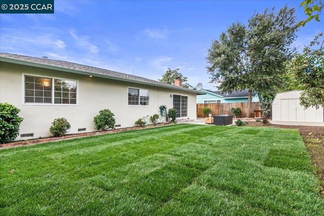 4081 Salem St, Concord, CA 94521