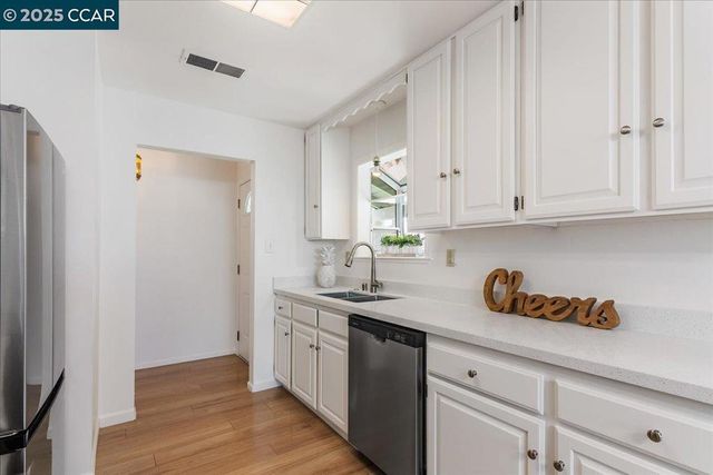 4081 Salem St, Concord, CA 94521