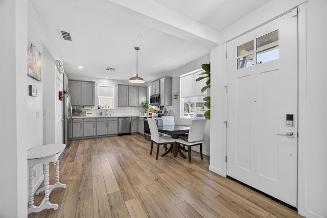 251 Cinema St, Sacramento, CA 95823