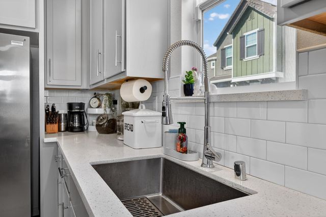 251 Cinema St, Sacramento, CA 95823