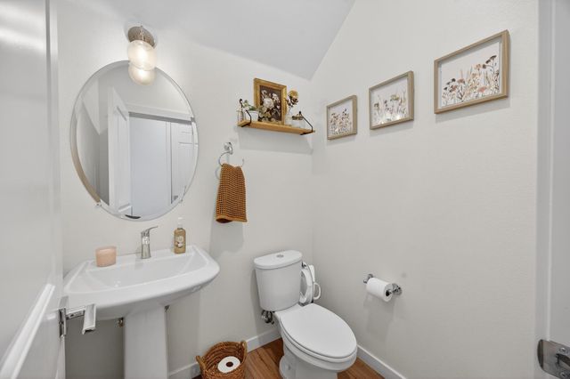 251 Cinema St, Sacramento, CA 95823