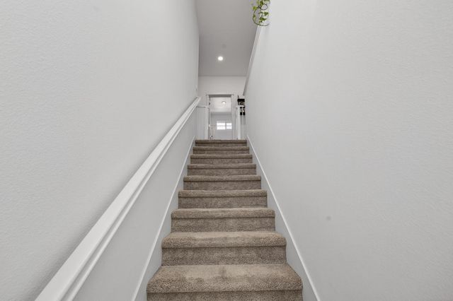 251 Cinema St, Sacramento, CA 95823