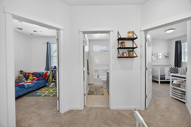 251 Cinema St, Sacramento, CA 95823