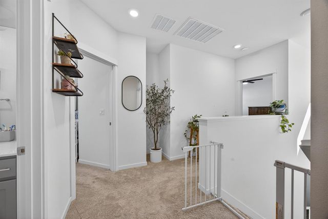 251 Cinema St, Sacramento, CA 95823