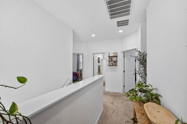 251 Cinema St, Sacramento, CA 95823