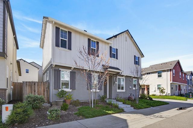 251 Cinema St, Sacramento, CA 95823