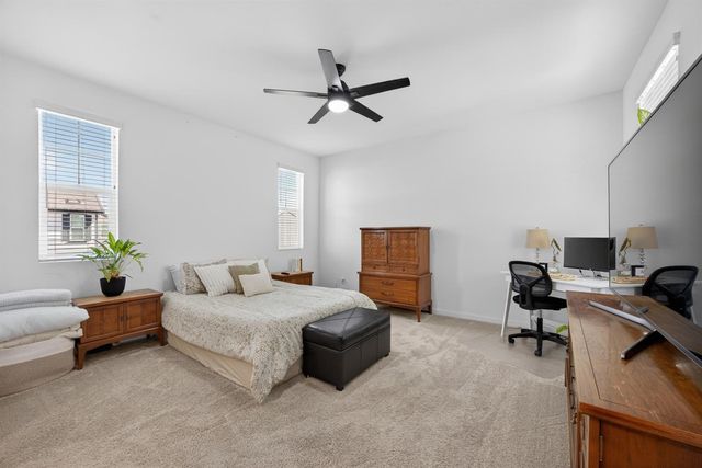 251 Cinema St, Sacramento, CA 95823