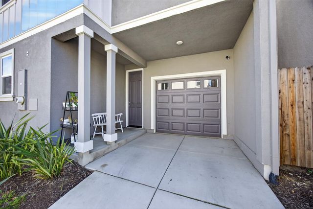 251 Cinema St, Sacramento, CA 95823