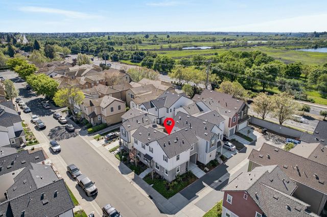 251 Cinema St, Sacramento, CA 95823