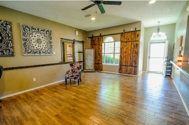 603 15th Street, Shallowater, TX 79363