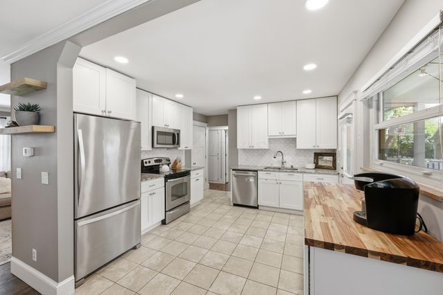 1797 Riverhill Road, Columbus, OH 43221