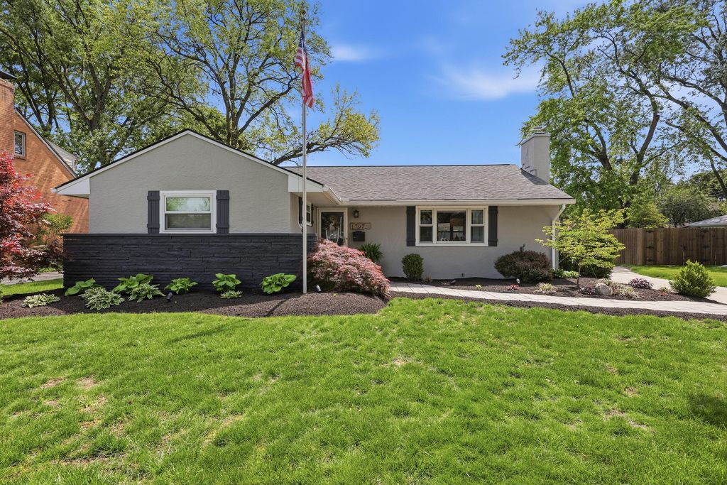 1797 Riverhill Road, Columbus, OH 43221
