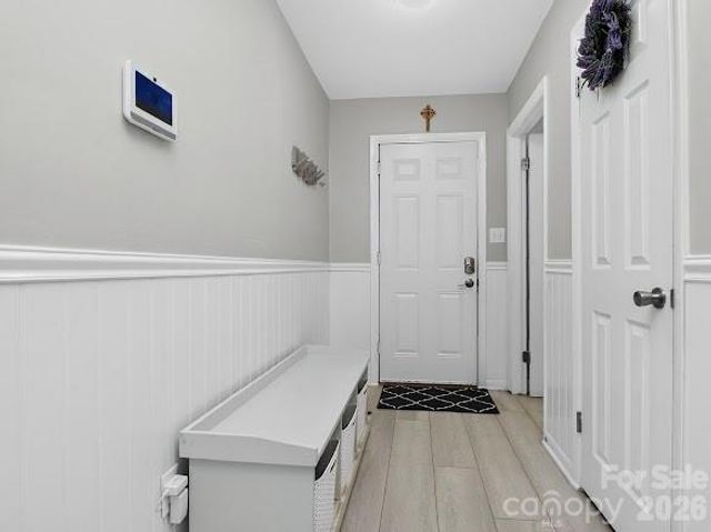 8401 Raintree Lane, Charlotte, NC 28277