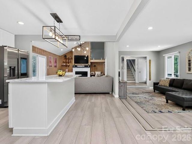 8401 Raintree Lane, Charlotte, NC 28277