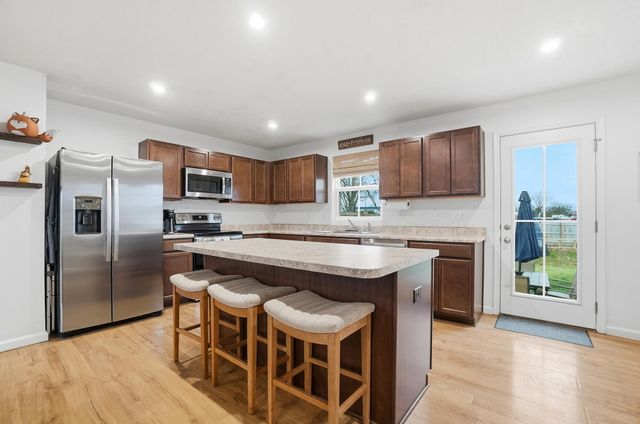 169 Chesapeake Circle 169 Chesapeake Circle, Springfield, OH 45505