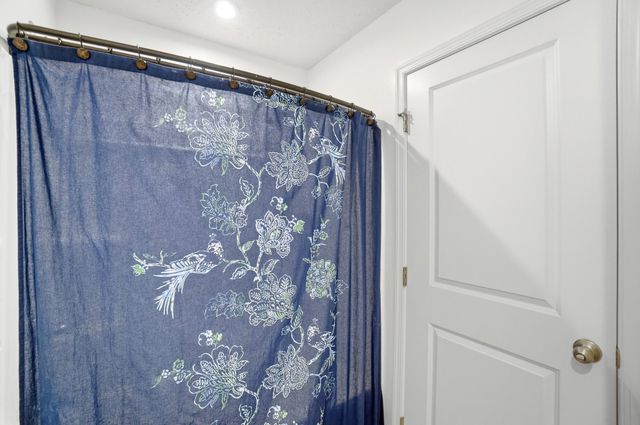 169 Chesapeake Circle 169 Chesapeake Circle, Springfield, OH 45505