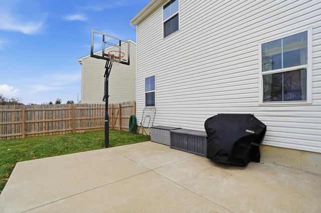 169 Chesapeake Circle 169 Chesapeake Circle, Springfield, OH 45505