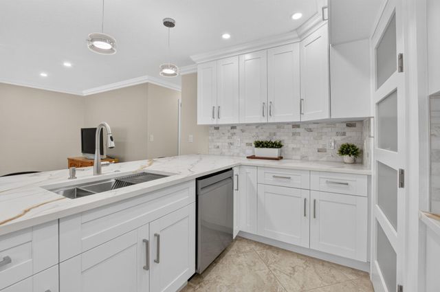 5790 WANDA Lane, Delray Beach, FL 33484