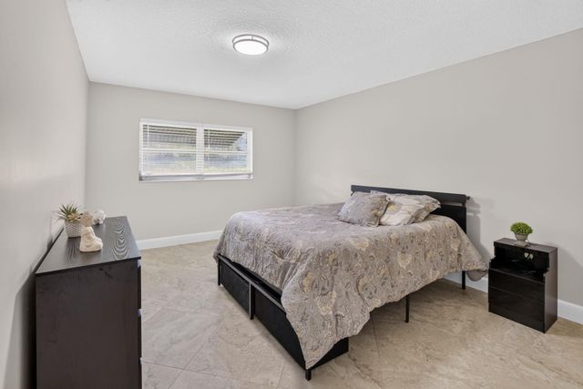 5790 WANDA Lane, Delray Beach, FL 33484