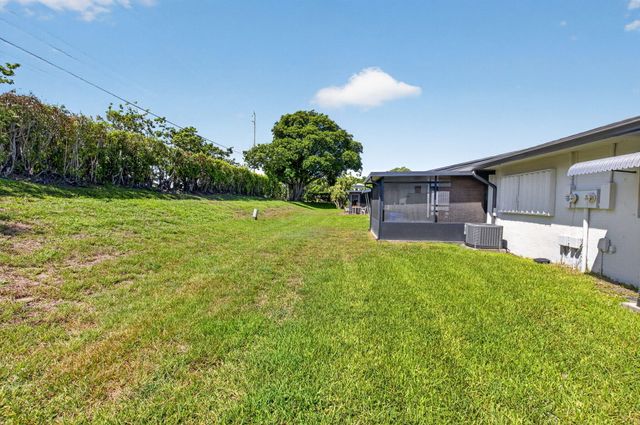 5790 WANDA Lane, Delray Beach, FL 33484