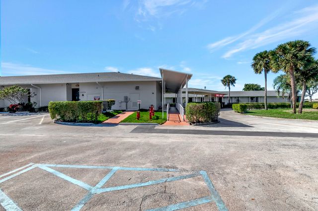 5790 WANDA Lane, Delray Beach, FL 33484