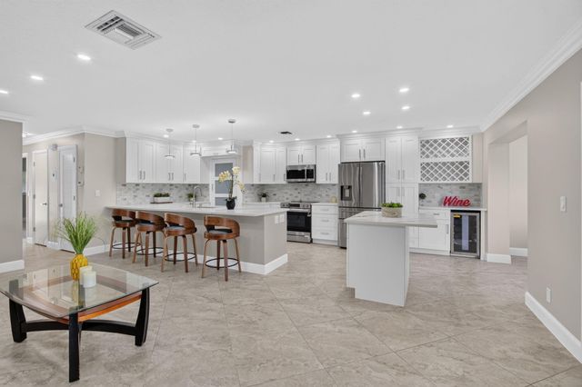 5790 WANDA Lane, Delray Beach, FL 33484