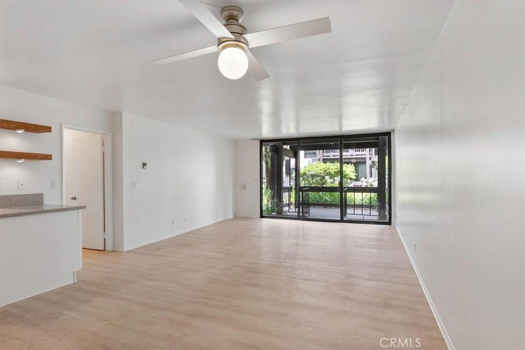Image 10 of property listing at 7777 W 91st, Los Angeles, CA 90293