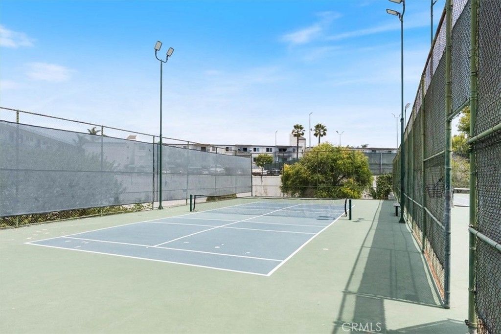 Image 36 of property listing at 7777 W 91st, Los Angeles, CA 90293
