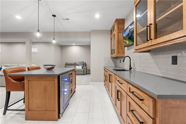 9717 Ingrid Street, De Soto, KS 66018
