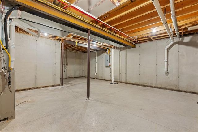 9717 Ingrid Street, De Soto, KS 66018