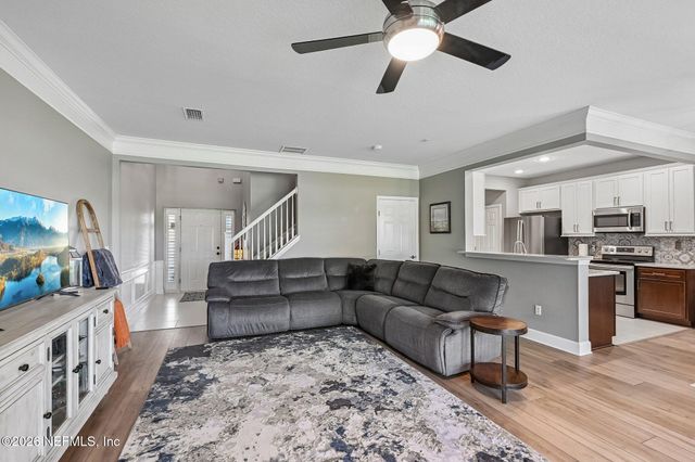 11211 CASTLEMAIN Circle N, Jacksonville, FL 32256