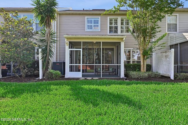 11211 CASTLEMAIN Circle N, Jacksonville, FL 32256