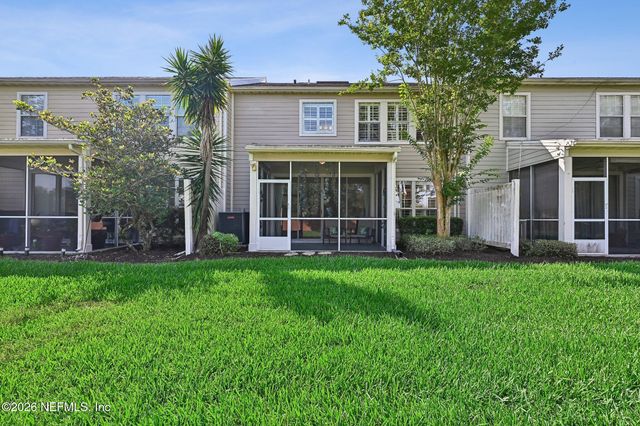 11211 CASTLEMAIN Circle N, Jacksonville, FL 32256