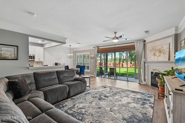 11211 CASTLEMAIN Circle N, Jacksonville, FL 32256