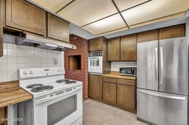 153 Wagon Circle, Reno, NV 89521