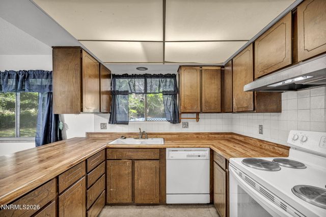 153 Wagon Circle, Reno, NV 89521