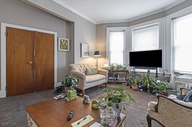 99 S Main St, Phillipsburg Town, NJ 08865