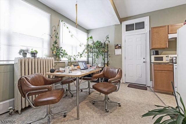 99 S Main St, Phillipsburg Town, NJ 08865