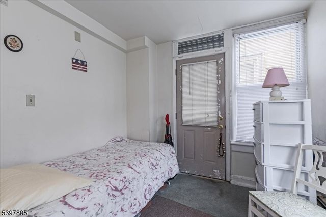 99 S Main St, Phillipsburg Town, NJ 08865