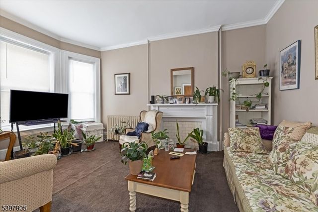 99 S Main St, Phillipsburg Town, NJ 08865