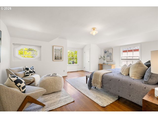 3045 Ne 32ND Pl, Portland, OR 97212