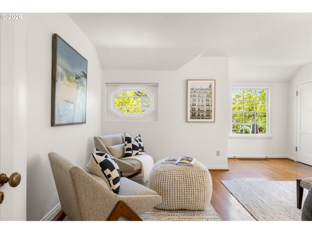 3045 Ne 32ND Pl, Portland, OR 97212