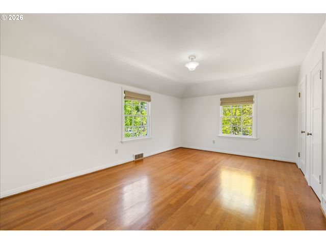 3045 Ne 32ND Pl, Portland, OR 97212